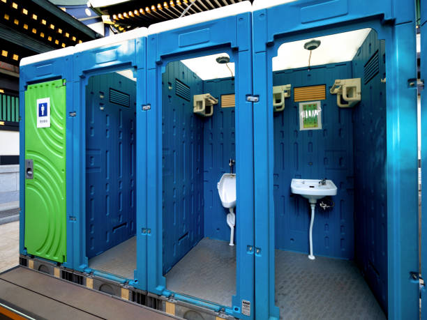 Portable Toilet Options We Offer in Mashpee Neck, MA